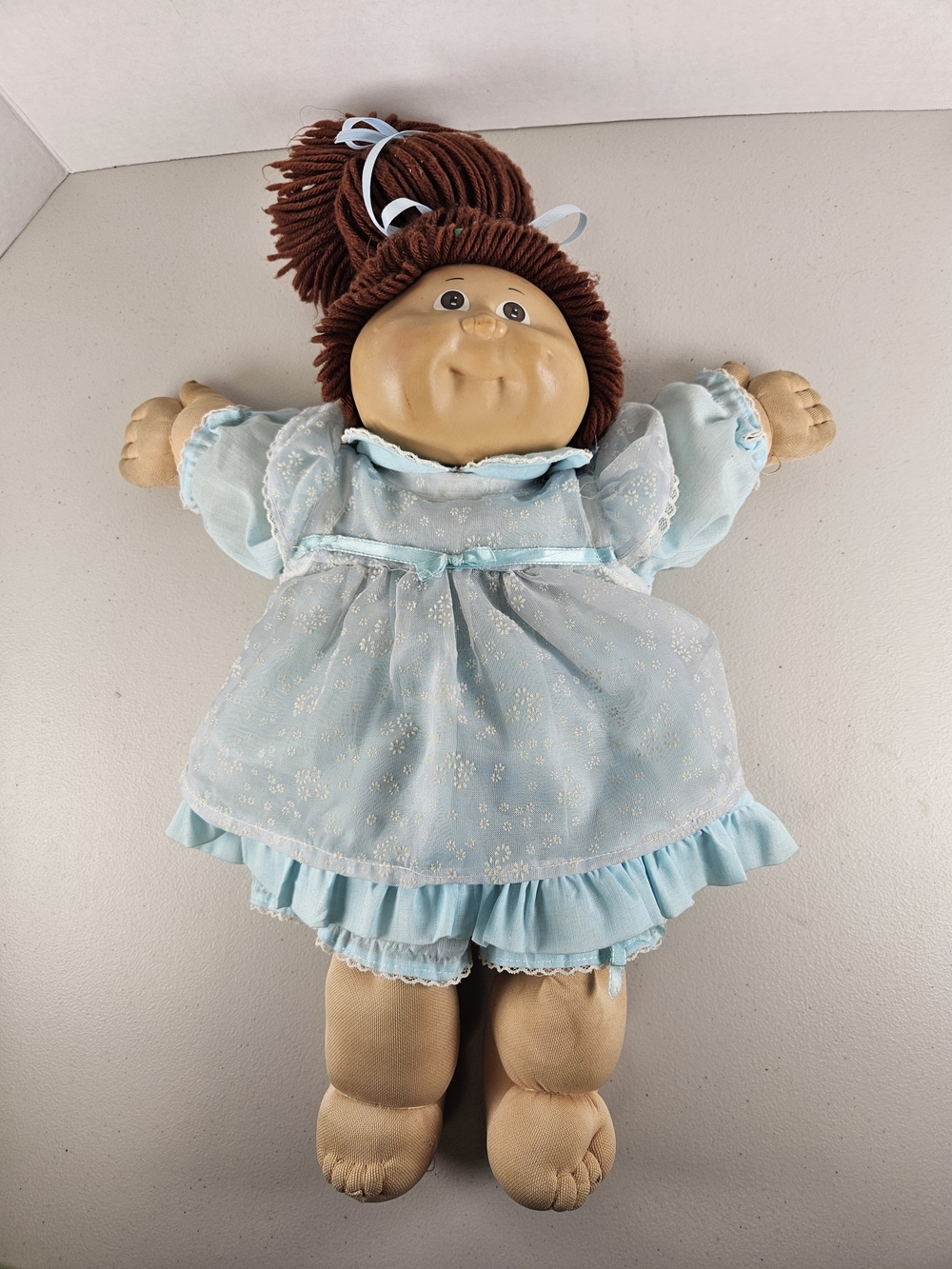 Vintage 1978 1982  Cabbage Patch Doll Brown Hair Brown Eyes Blue Dress